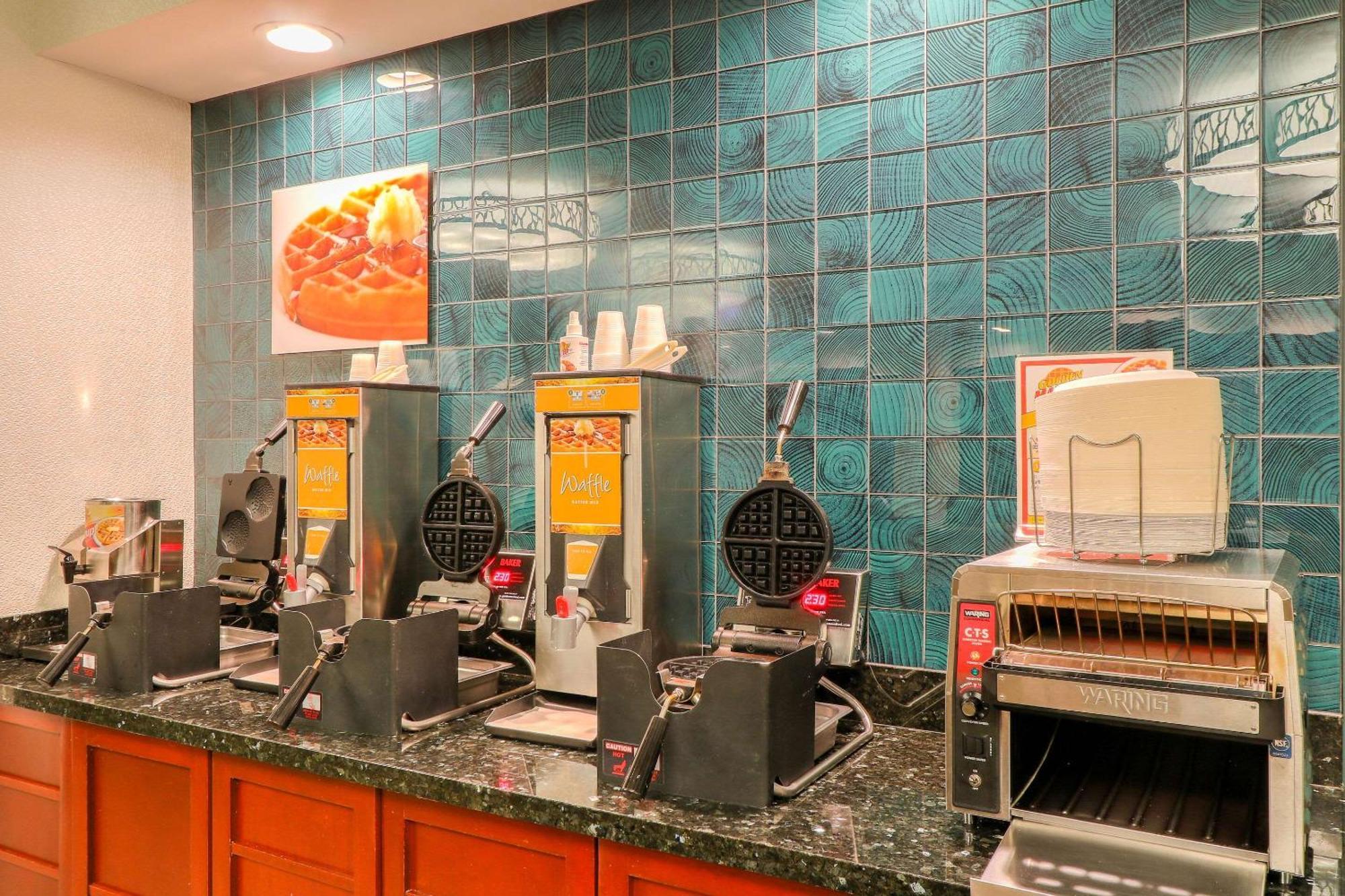 凯艺酒店-近皮格佛格岛 鸽子谷 外观 照片